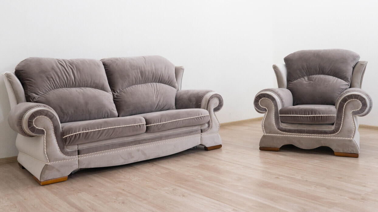 Комплект_диван и кресло после реставрации