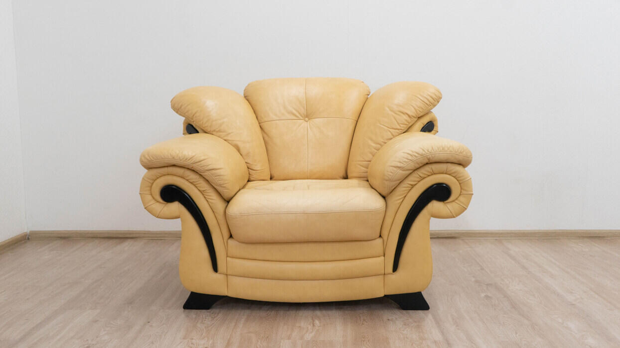 Кресло1867А до реставрации