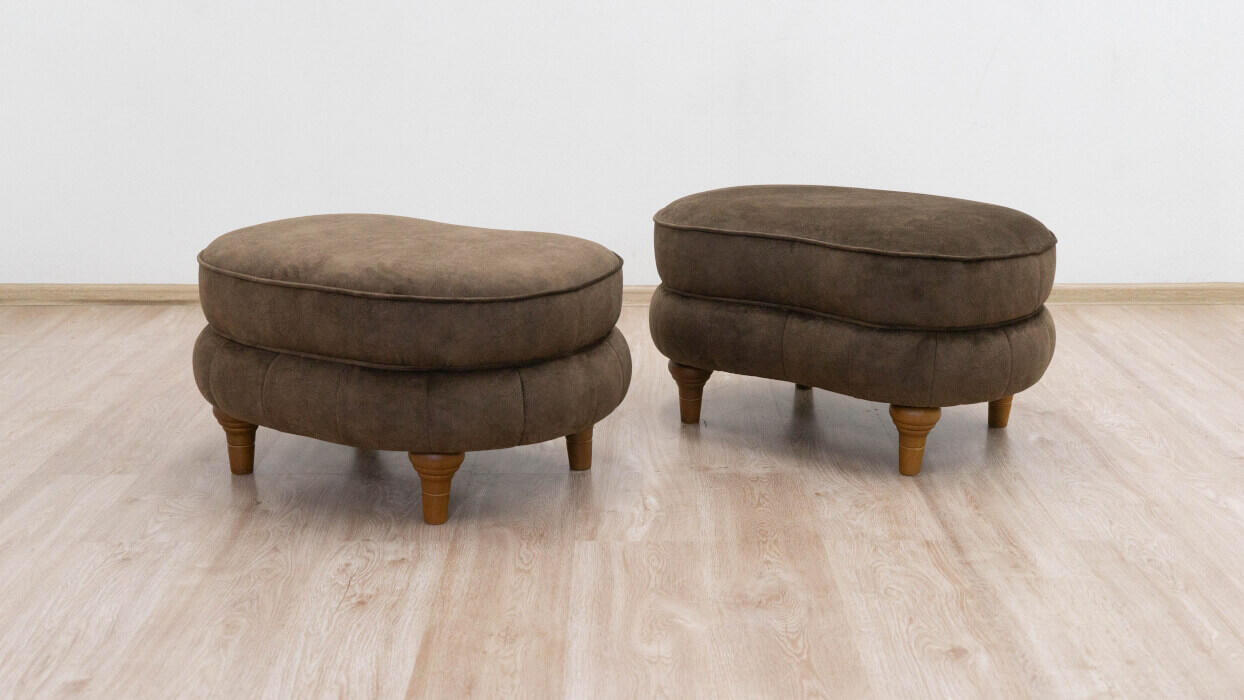 М084 пуфы после реставрации